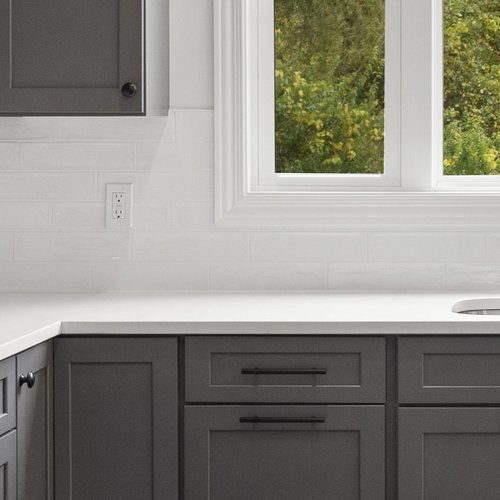Stylish Kitchen Remodel in Crown Point, IN by Crown Flooring